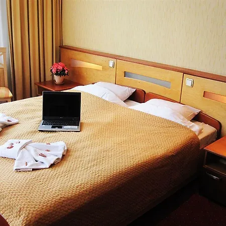 Baltpark Szálloda 3*
